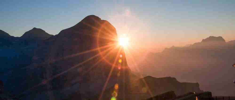 Coucher de soleil dans les Dolomites en Italie
